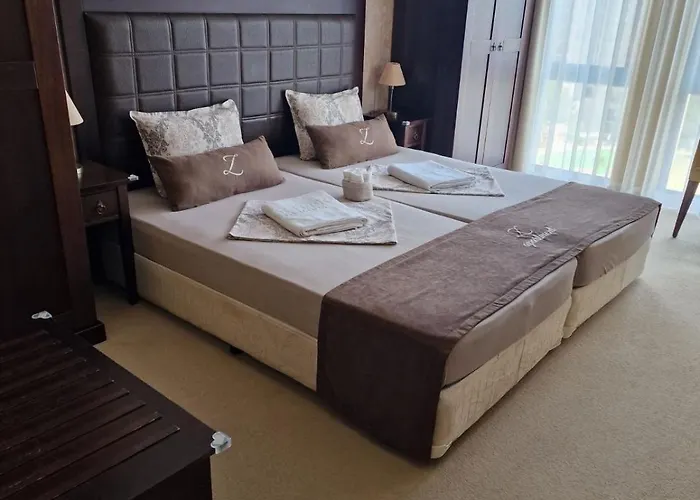 Z-apartment *
